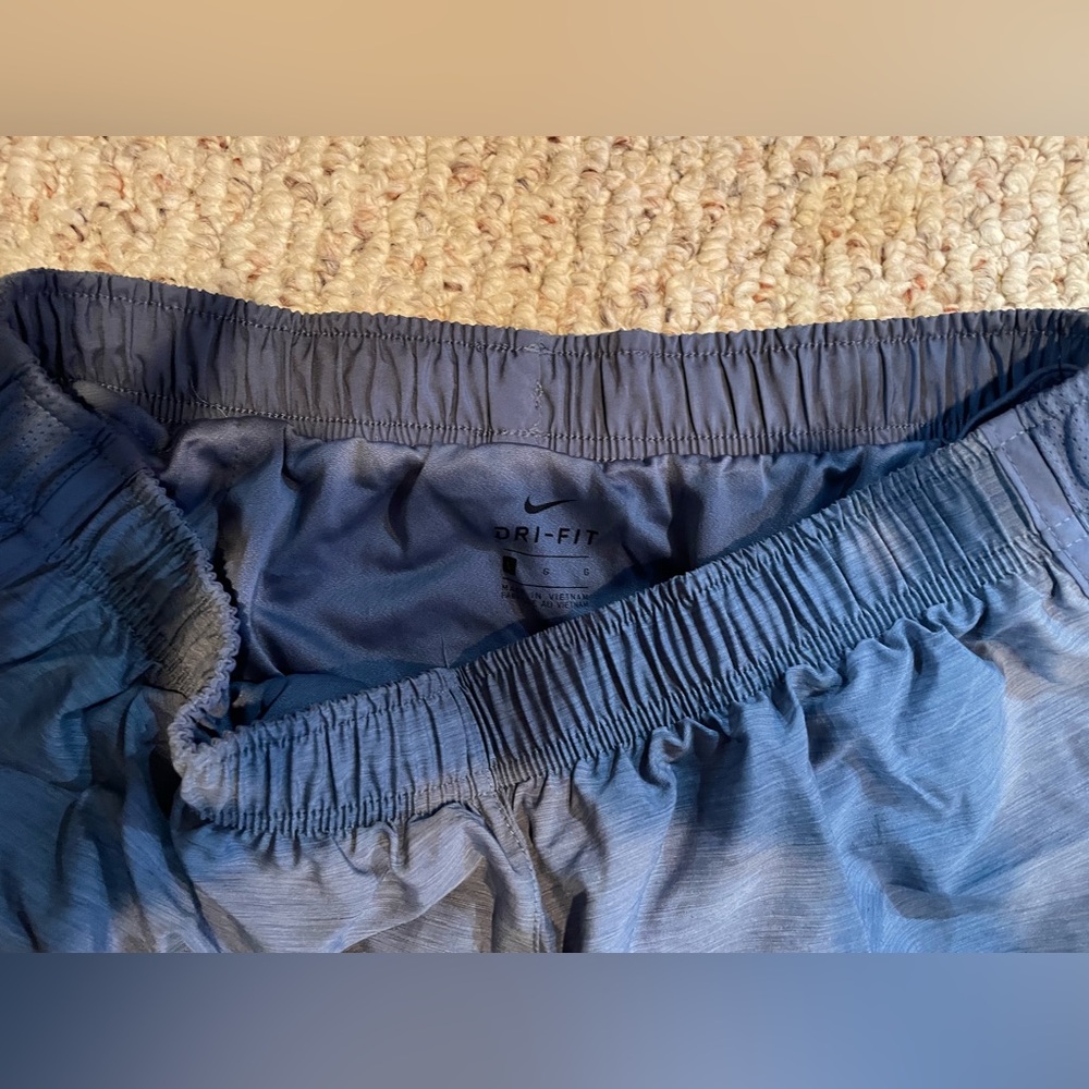 NWT: NIKE RUNNING SHORTS - Picture 3 of 4